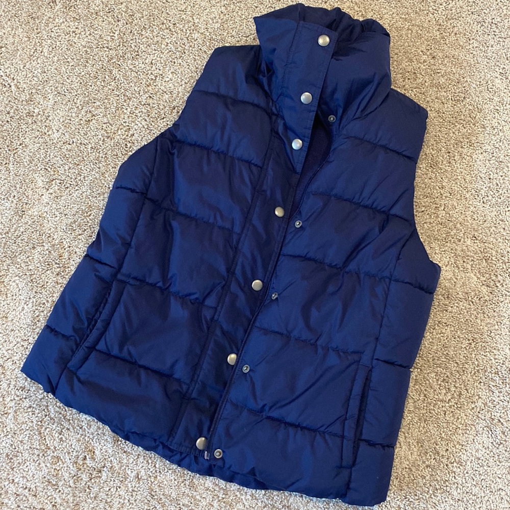 Old Navy fleece lined puffer vest in navy